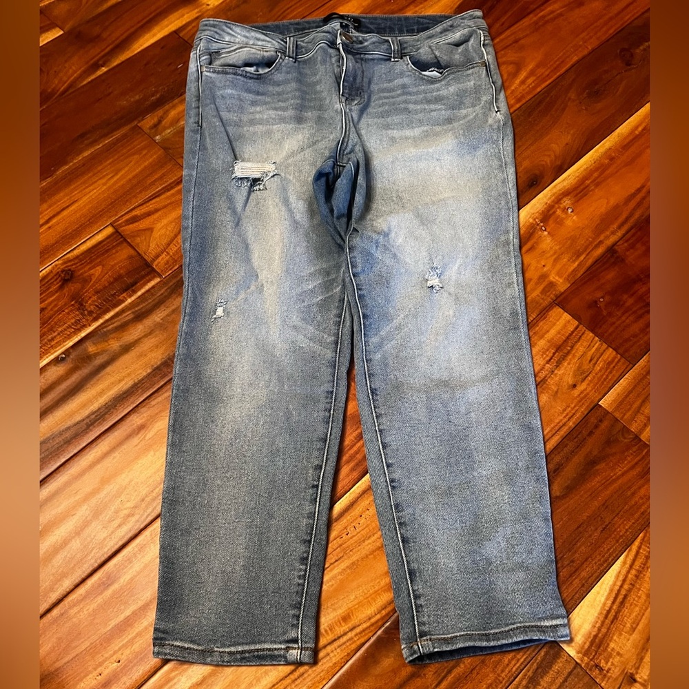 Women’s 1822 brand boyfriend jeans. Size 16 - Picture 1 of 2
